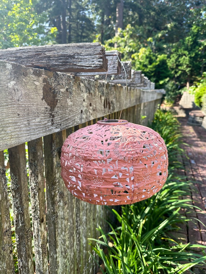 Irian Island Outdoor Clay Solar Lantern - Thumbnail - Image 16