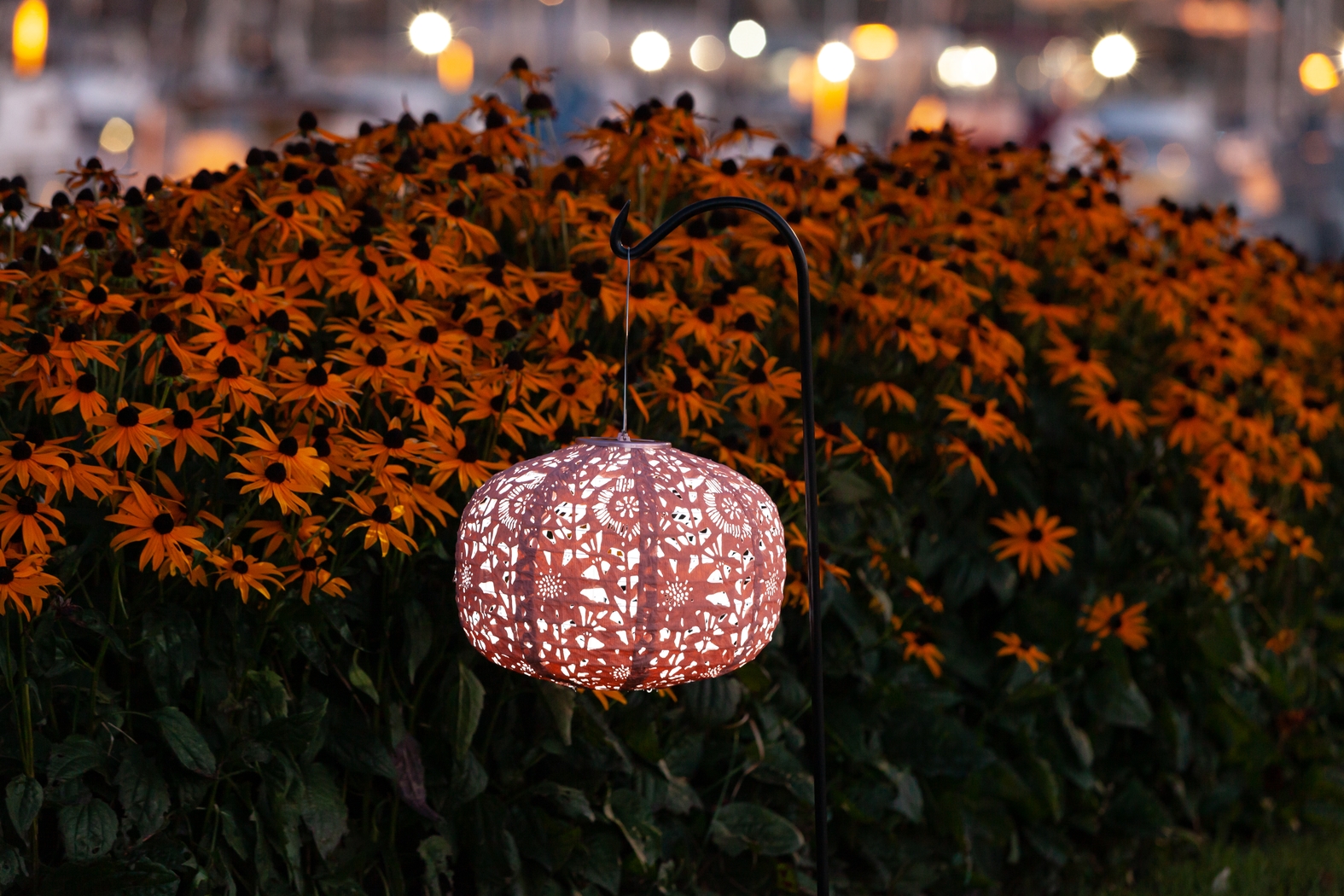 Irian Island Outdoor Clay Solar Lantern - Thumbnail - Image 20