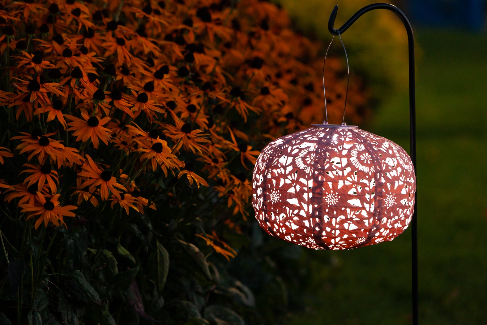 Irian Island Outdoor Clay Solar Lantern - Thumbnail - Image 21