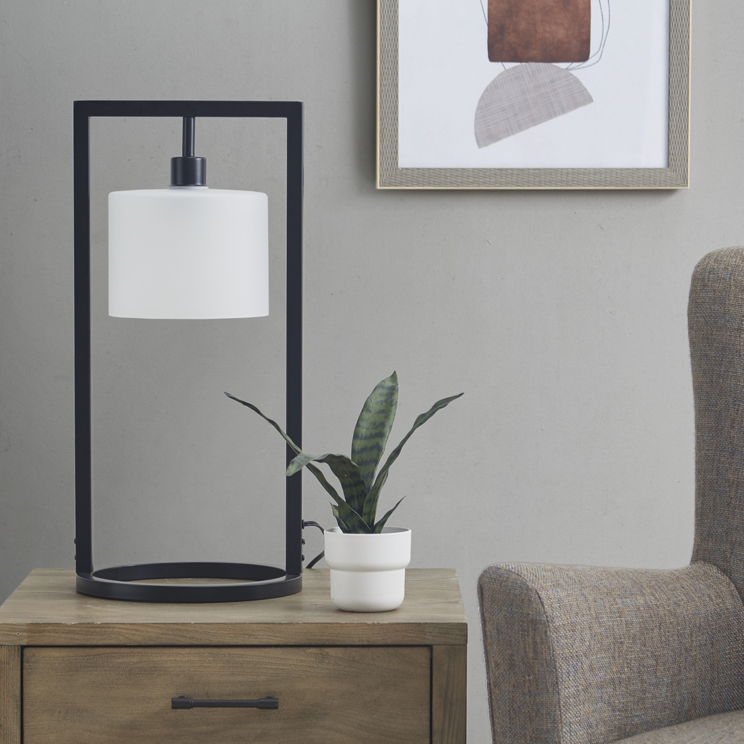 Irongate Bay Black Lamp - Thumbnail - Image 2
