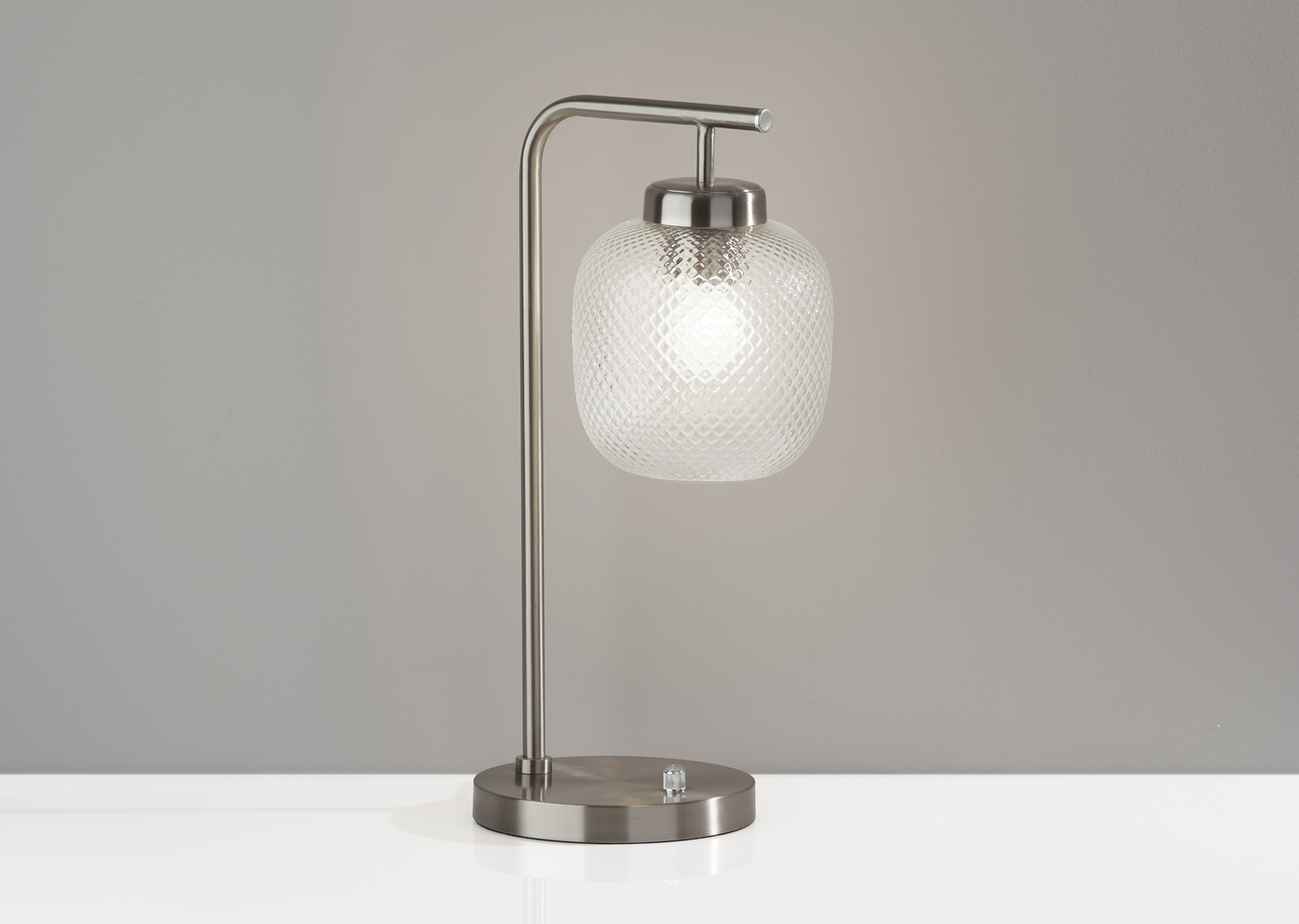 Iroquois Loop Clear Glass Lamp - Thumbnail - Image 5