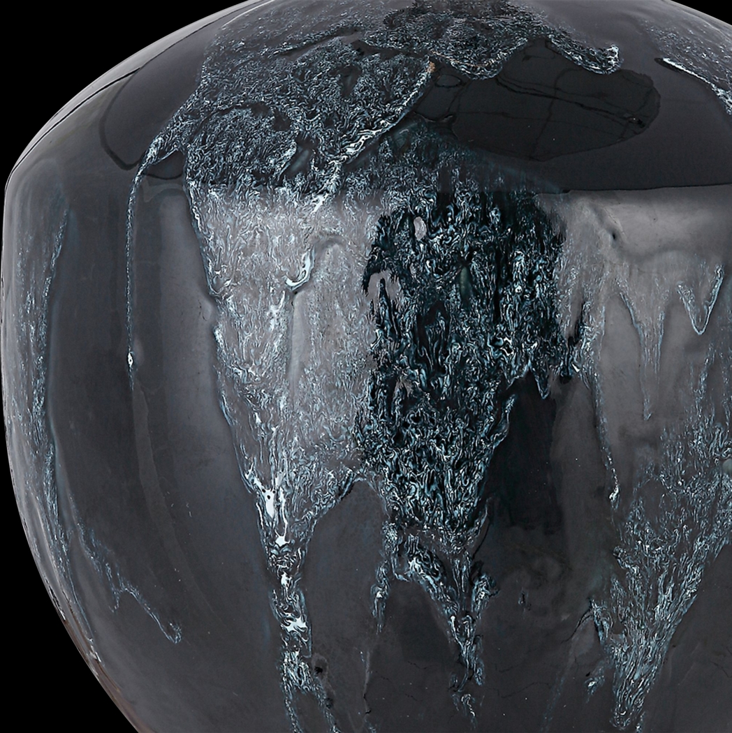 Isabella Bay Green Lamp - Thumbnail - Image 3