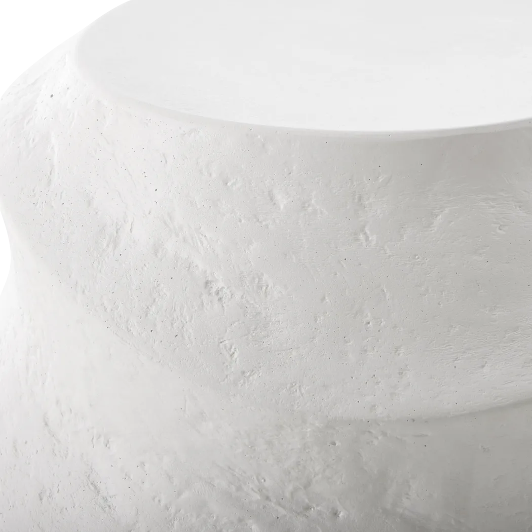 Isadi White Outdoor End Table - Thumbnail - Image 4