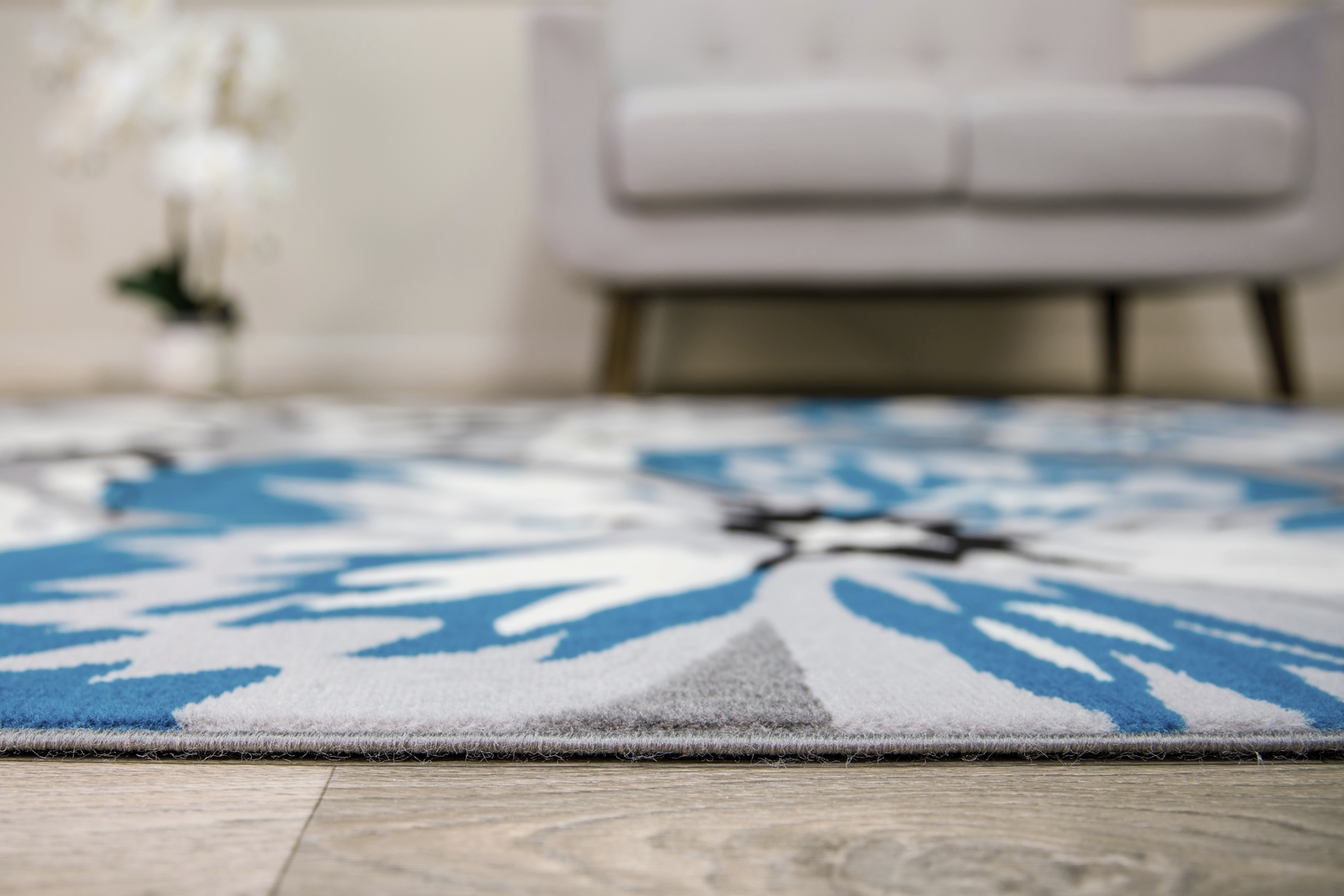 Iselana I Blue 5' x 7' Rug - Thumbnail - Image 7