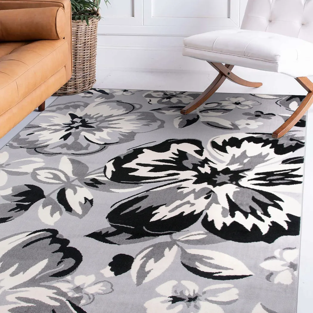 Iselana I Gray 7'6 x 9'5 Rug - Thumbnail - Image 4