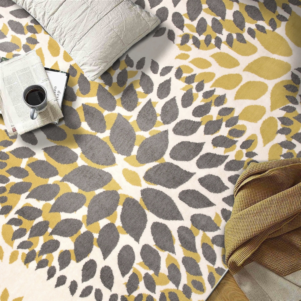 Iselana II Yellow 5' x 7' Rug - Thumbnail - Image 6