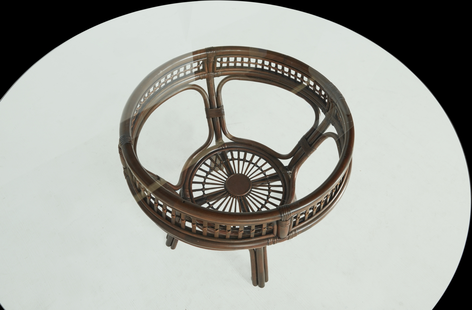 Island Sunrise Brown Rattan Dining Table - Thumbnail - Image 3