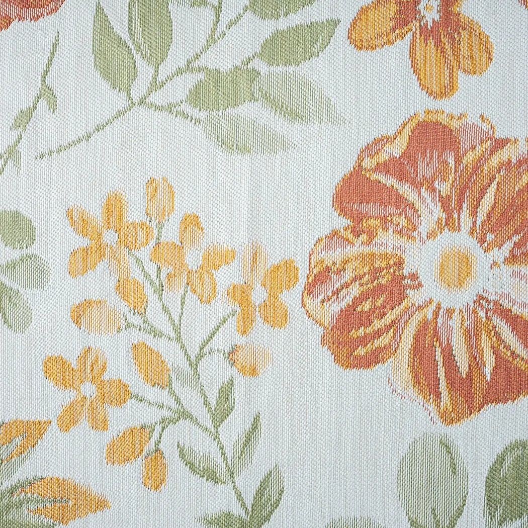 Ismaela Ivory 5'3 x 7' Indoor/Outdoor Rug - Thumbnail - Image 6