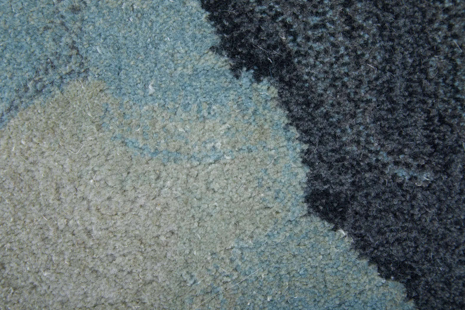 Ixmun Green/Blue 8' x 10' Rug - Image 5