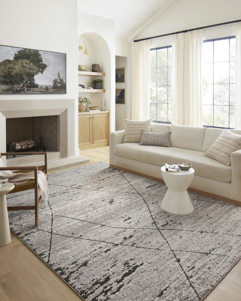 Izbella Grey 6'7 x 9'2 Rug - Thumbnail - Image 2