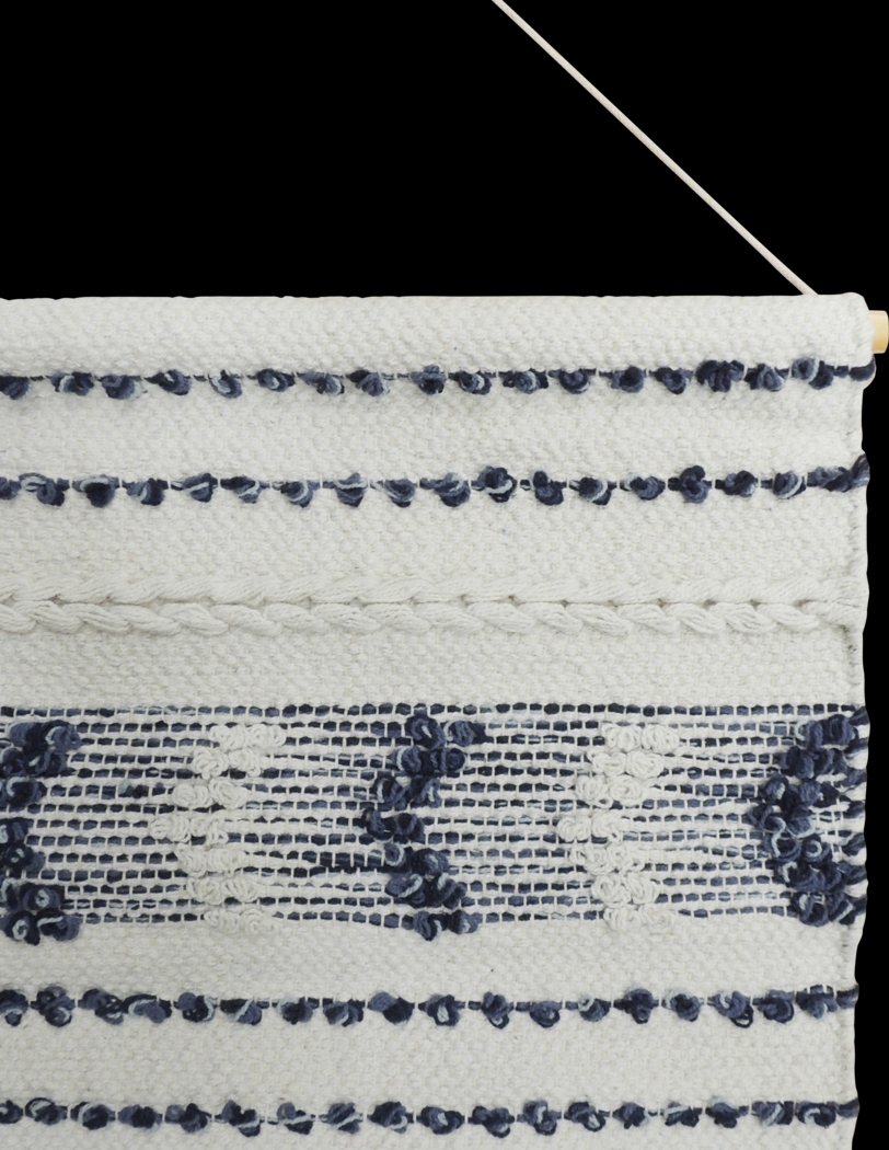 Izuken Blue/White Wall Decor - Thumbnail - Image 3