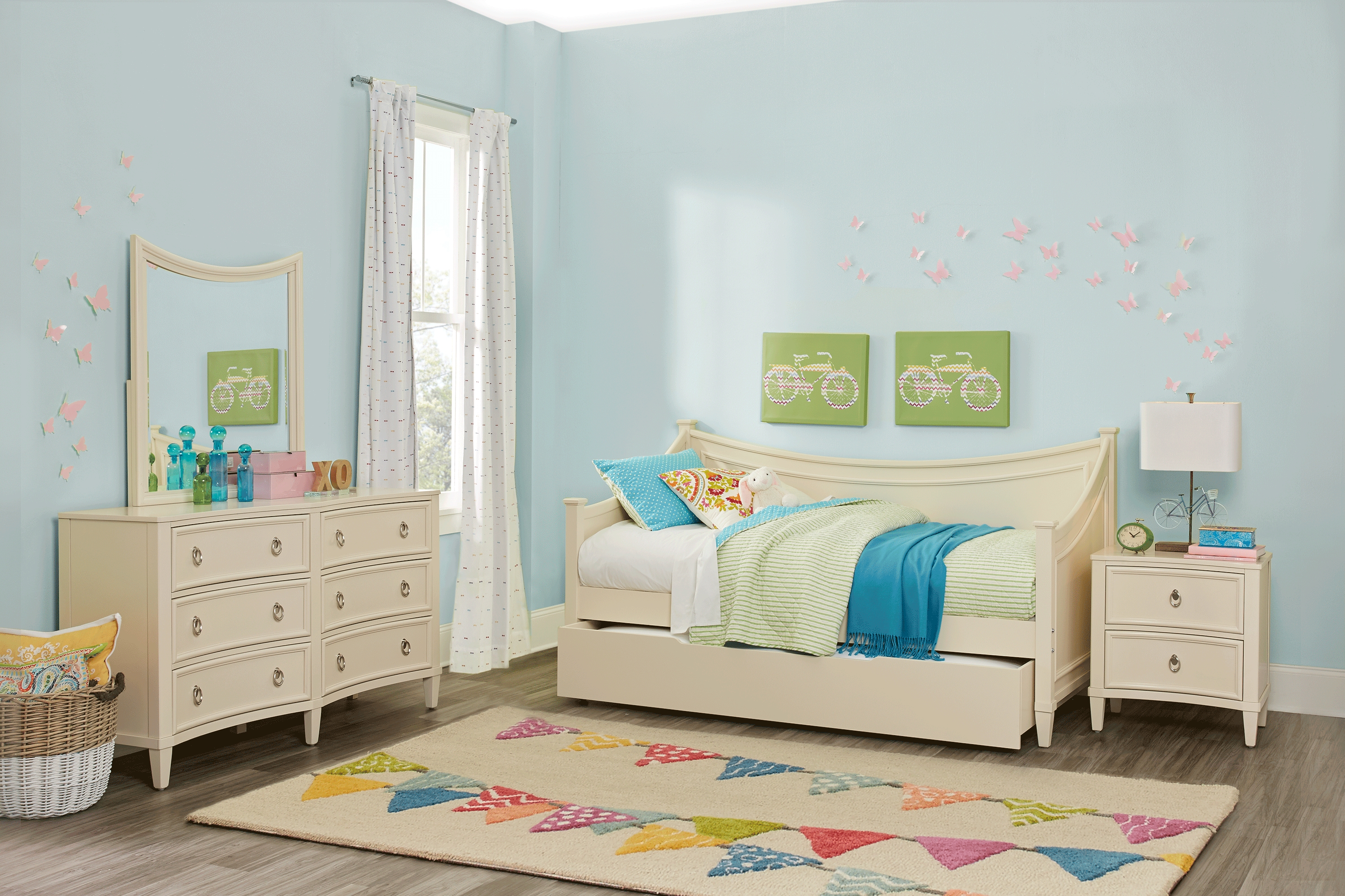 Jaclyn Place Ivory Twin Daybed - Thumbnail - Image 2