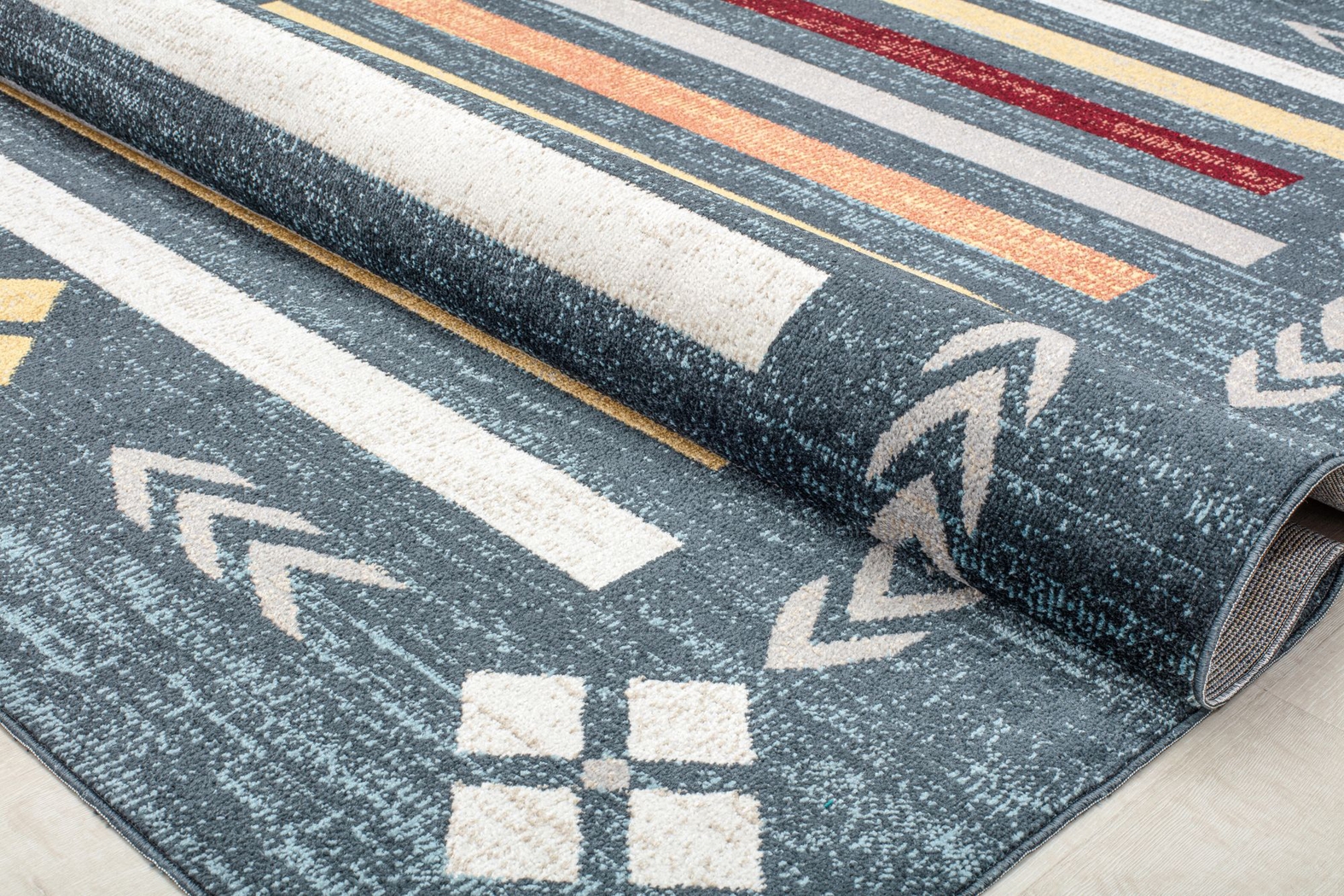 Kijaba Blue 5'3 X 7' Rug - Thumbnail - Image 4