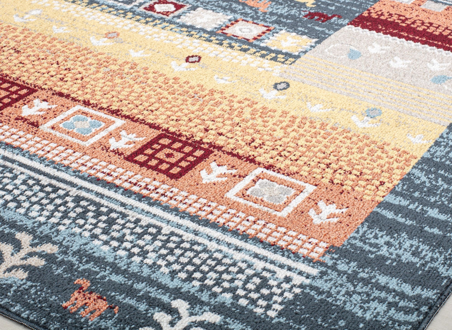 Kangunso Blue 5'3 x 7' Rug - Thumbnail - Image 6