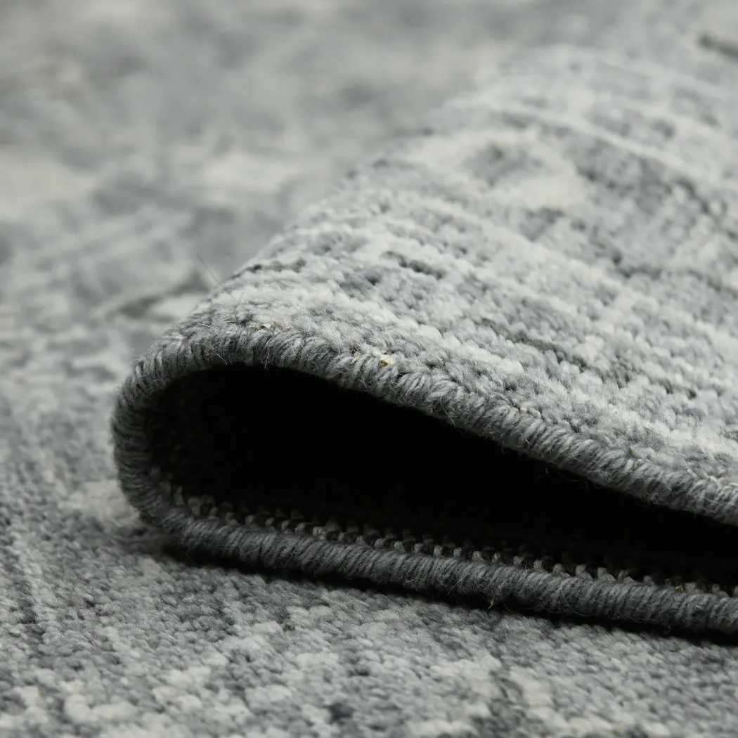 Jahur Gray 8' x 10' Rug - Thumbnail - Image 4