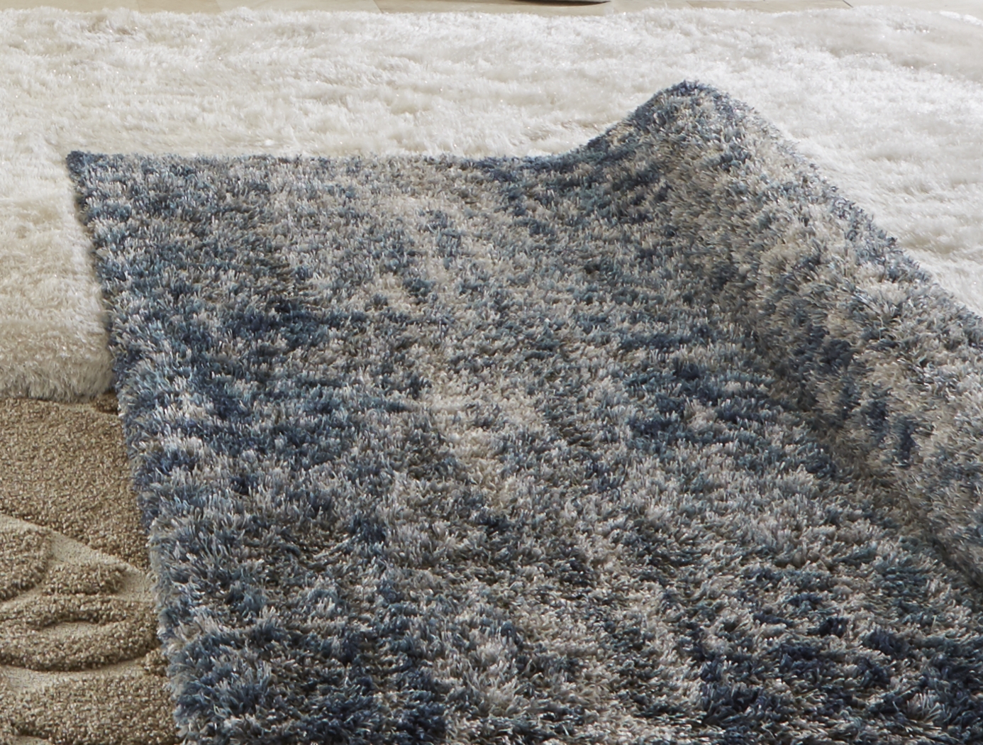 Jakub Blue 5'2 x 7'5 Rug - Thumbnail - Image 2