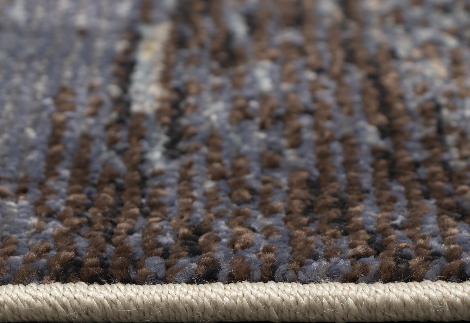 Jandar Blue 6'6 x 9'4 Rug - Thumbnail - Image 3