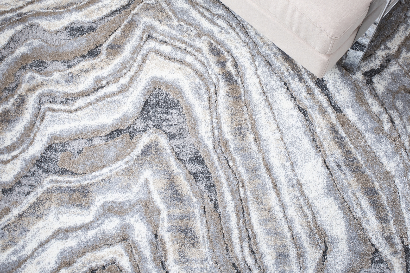 Janine Gray 8' x 10' Rug - Thumbnail - Image 5