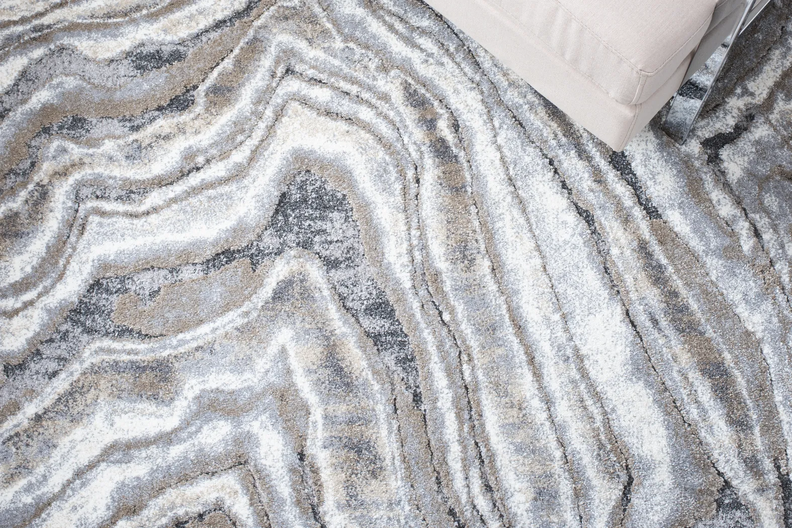 Janine Gray 9' x 12' Rug - Thumbnail - Image 5