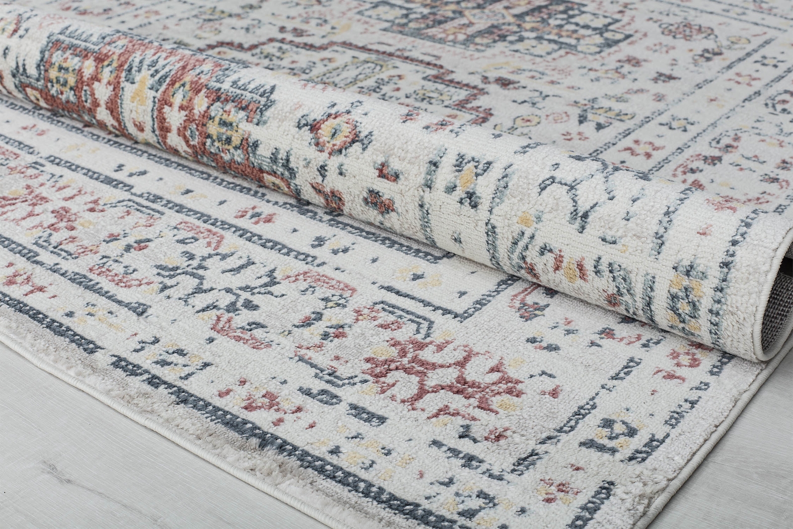 Jaryl 8' x 10' Red Rug - Thumbnail - Image 4