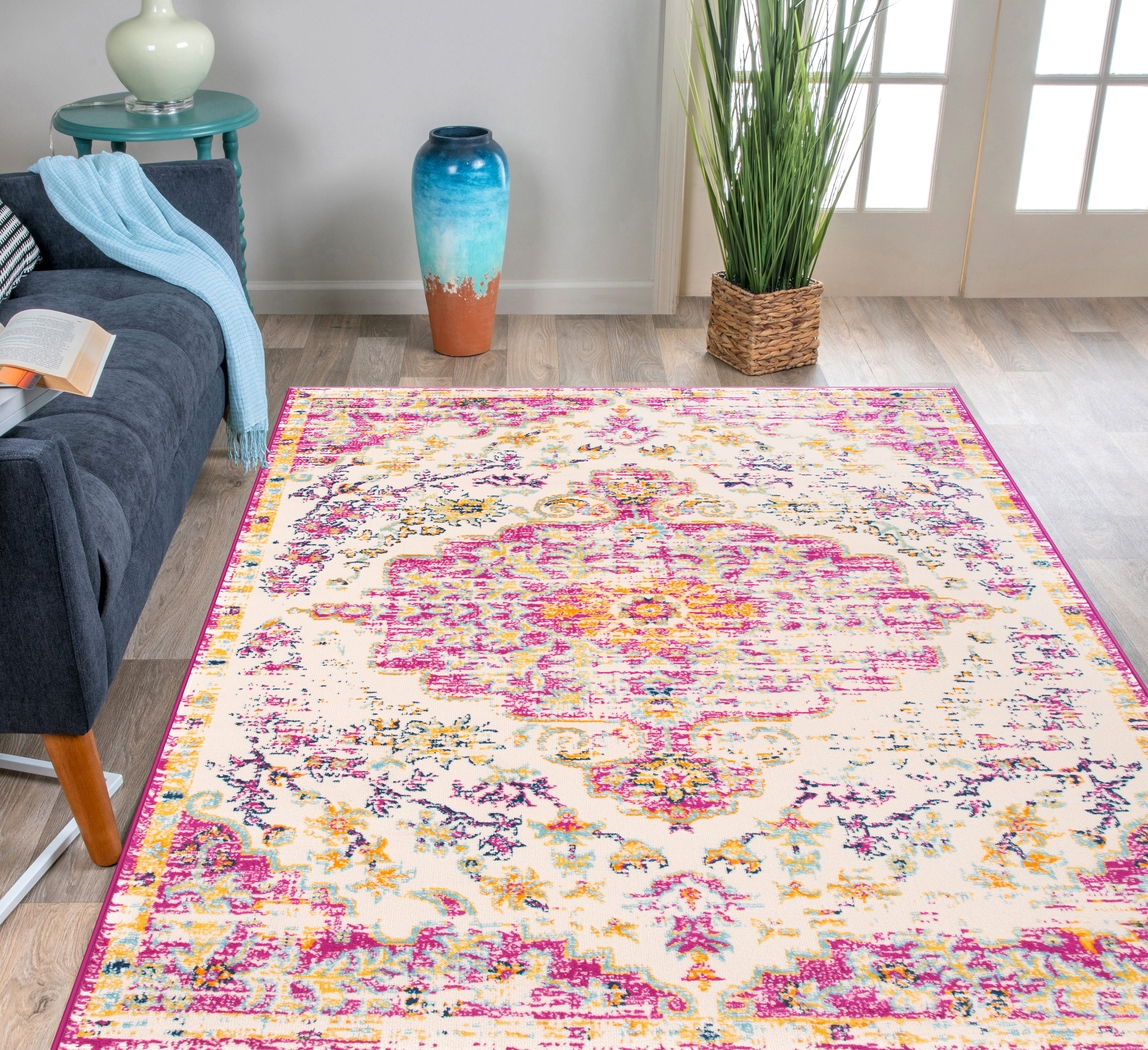 Jasbir Pink 5' x 7' Rug - Thumbnail - Image 4