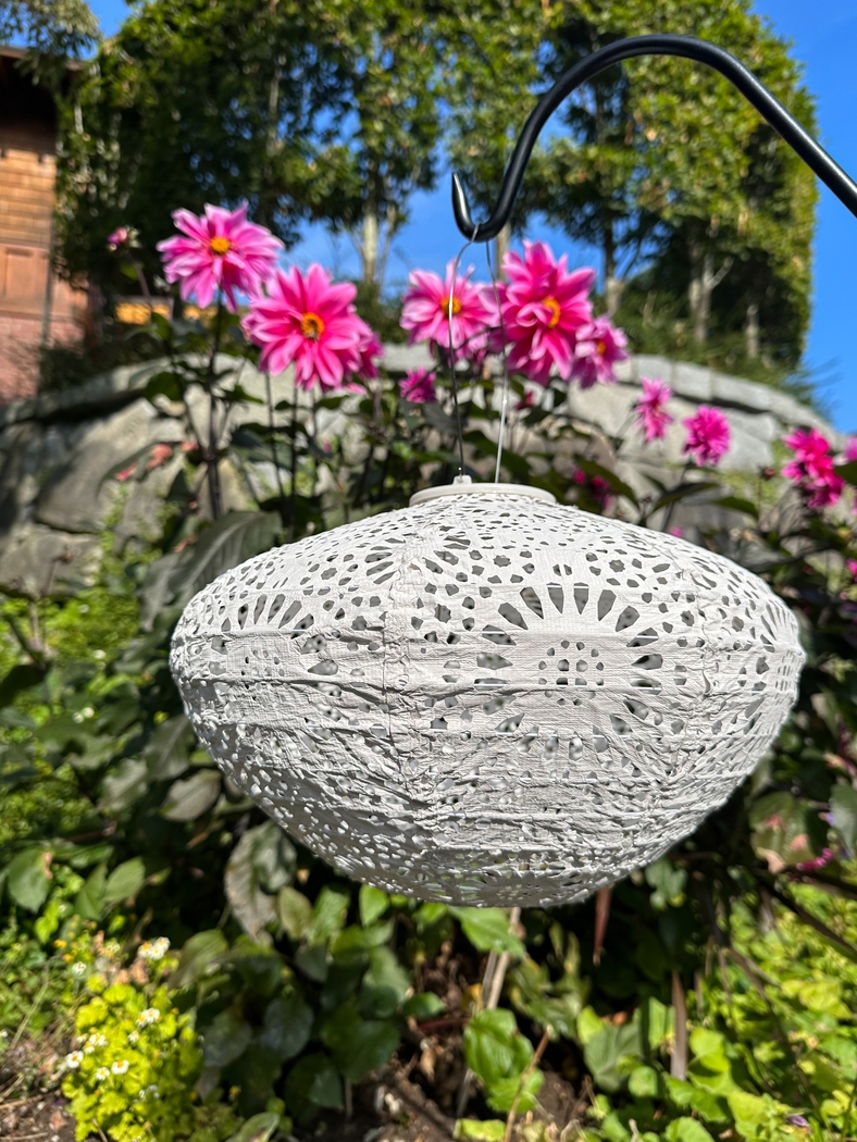 Jayla Reef Outdoor White Solar Lantern - Thumbnail - Image 7