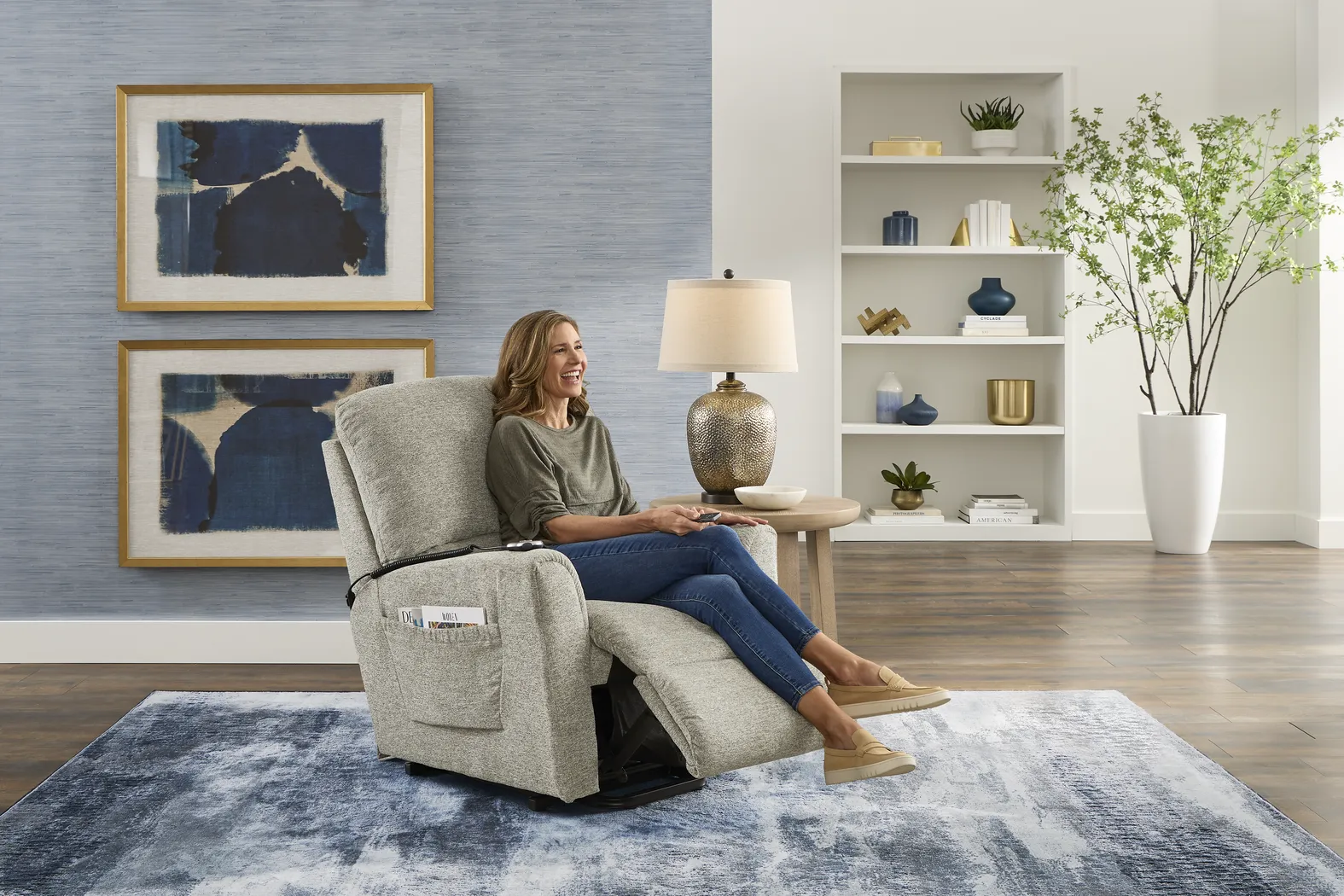 La-Z-Boy Jean Gray Dual Power Lift Recliner - Thumbnail - Image 6