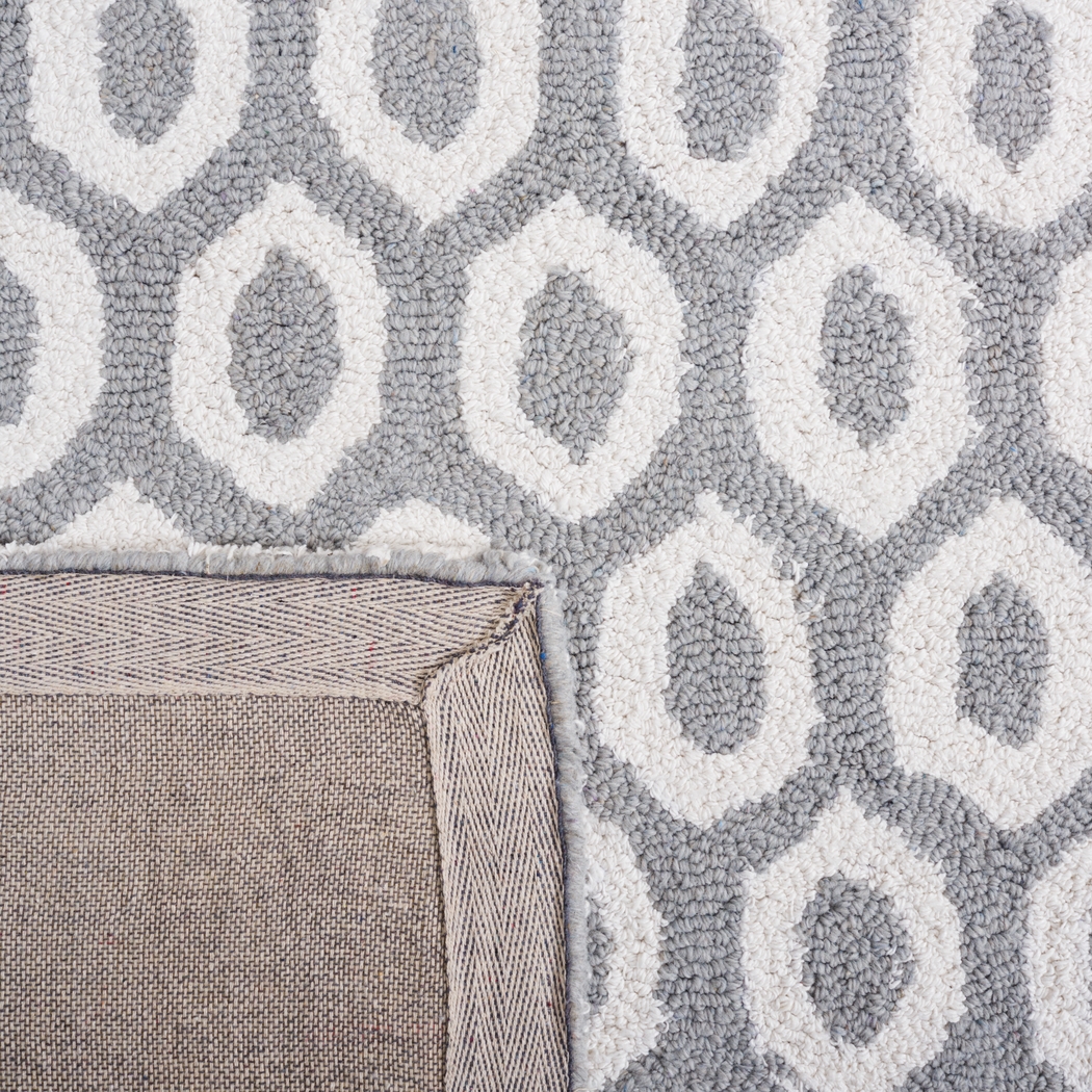 Jeknimu Ivory/Gray 3' x 5' Rug - Thumbnail - Image 7