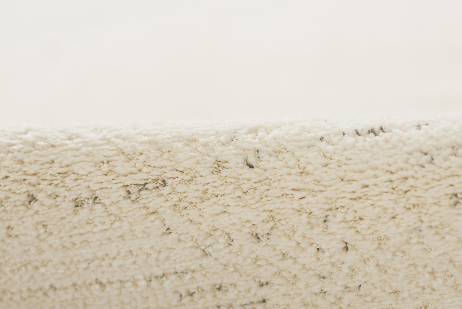 Jilleane Off-White 7'10 x 10' Rug - Thumbnail - Image 2