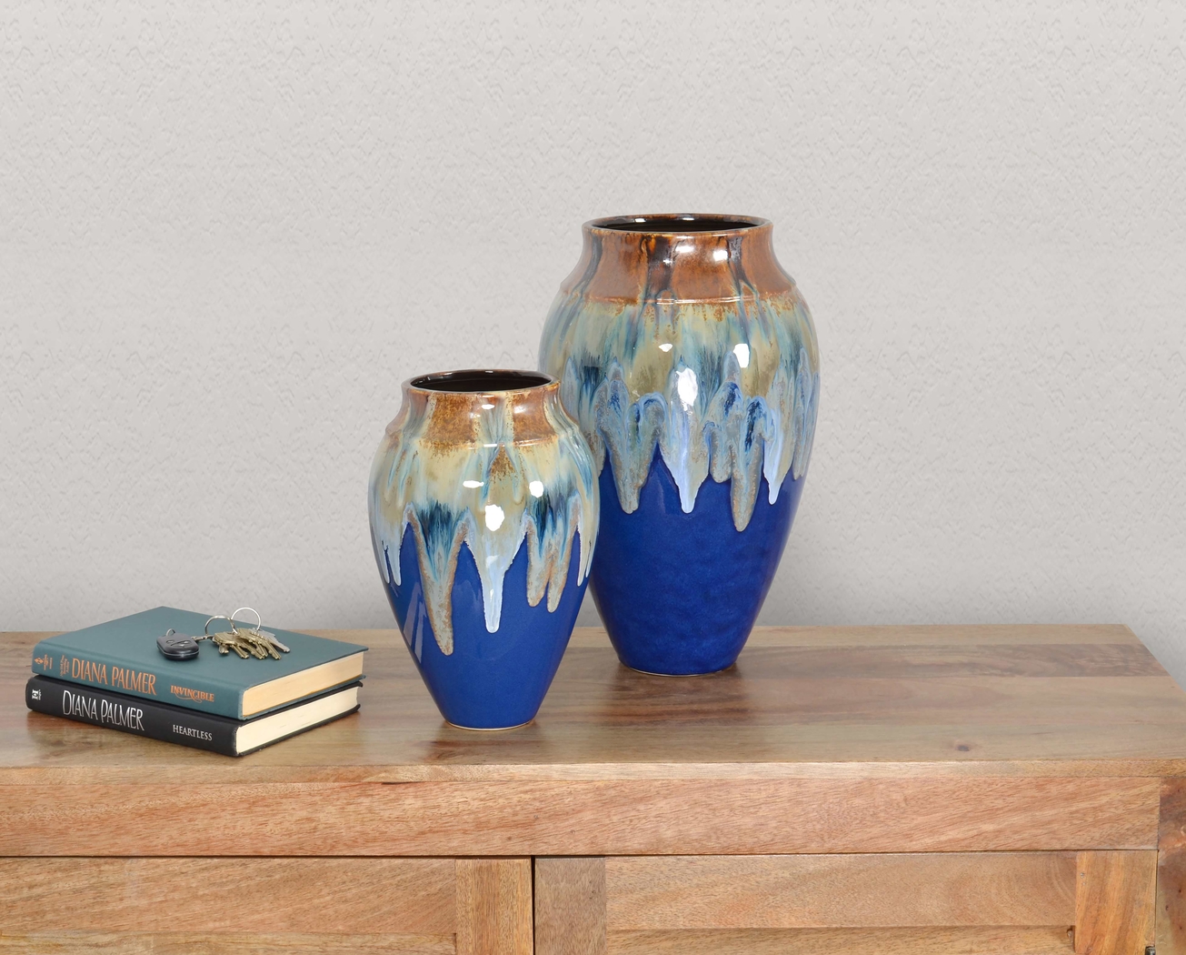 Jodelie Blue Vase, Set of 2 - Thumbnail - Image 2