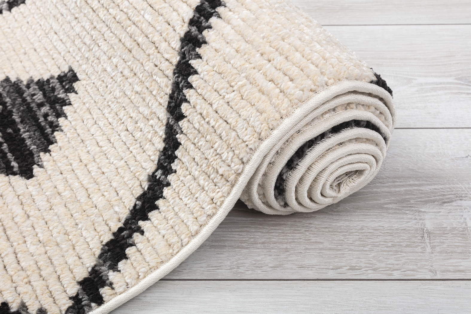 Jolcona Ivory 7'10 x 10'1 Rug - Thumbnail - Image 8