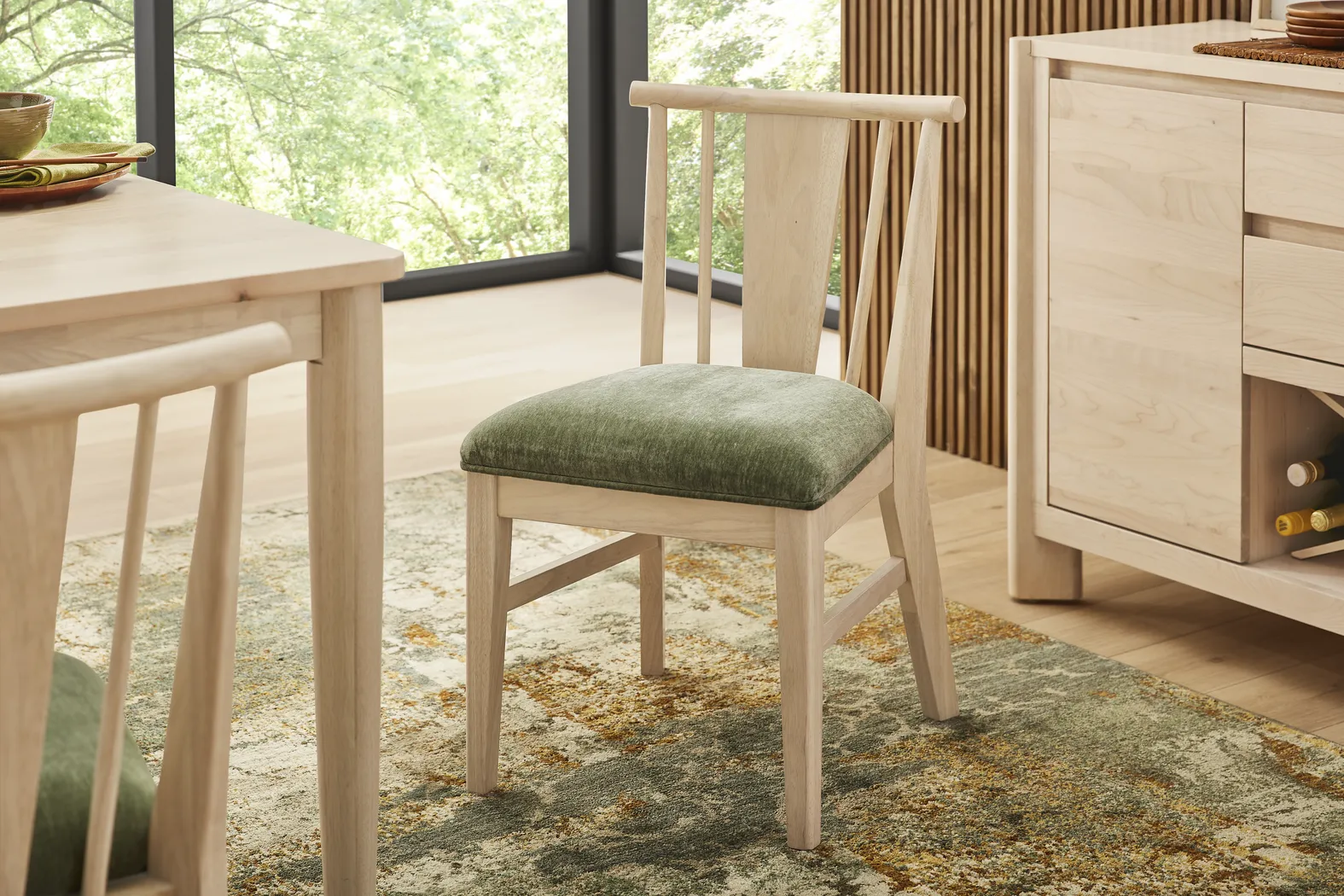 Julian Natural 5 Pc Dining Room with Spindle Back Chairs - Thumbnail - Image 9