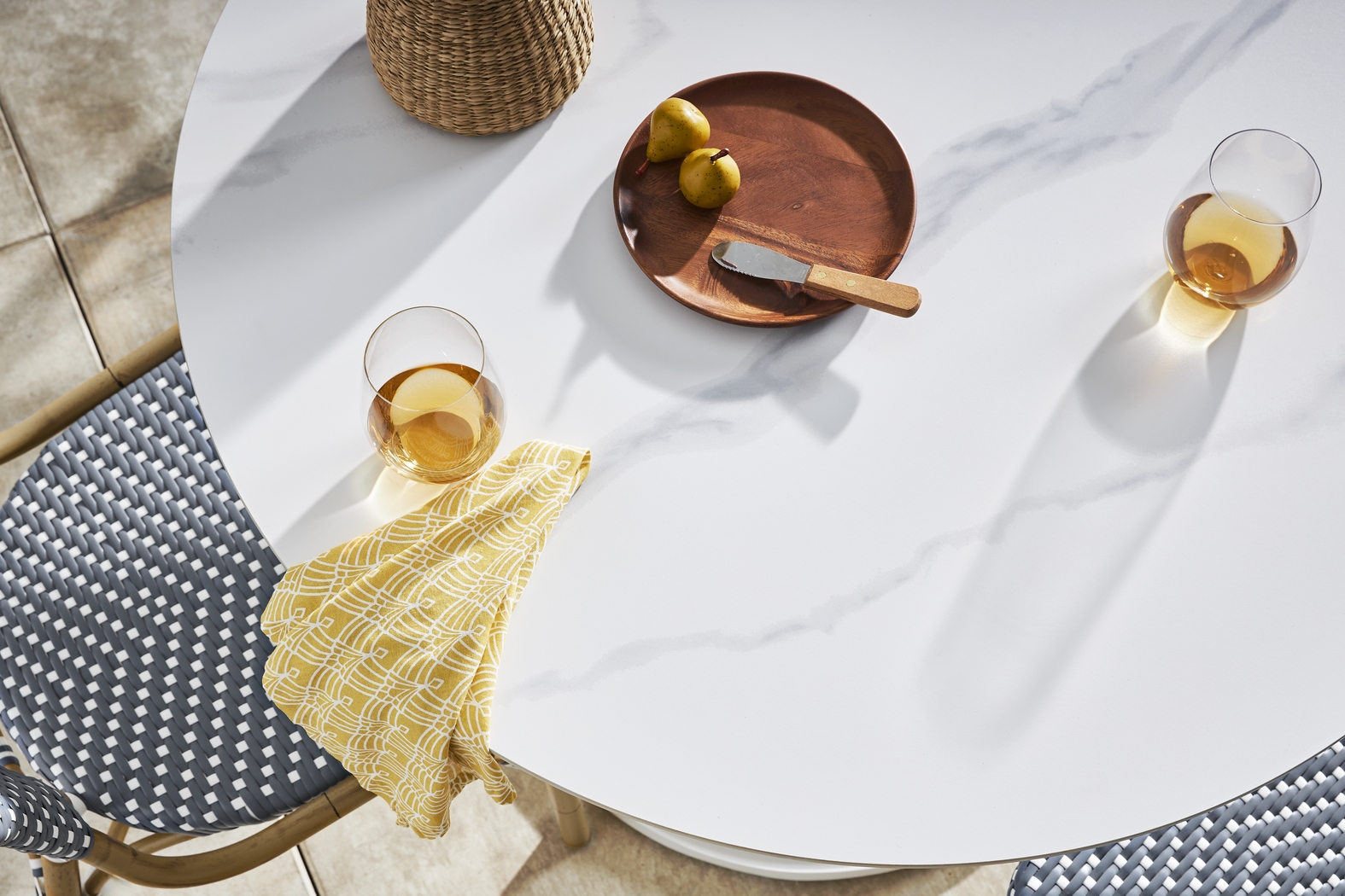 Juliette II White 30 in. Round Outdoor Dining Table - Thumbnail - Image 3