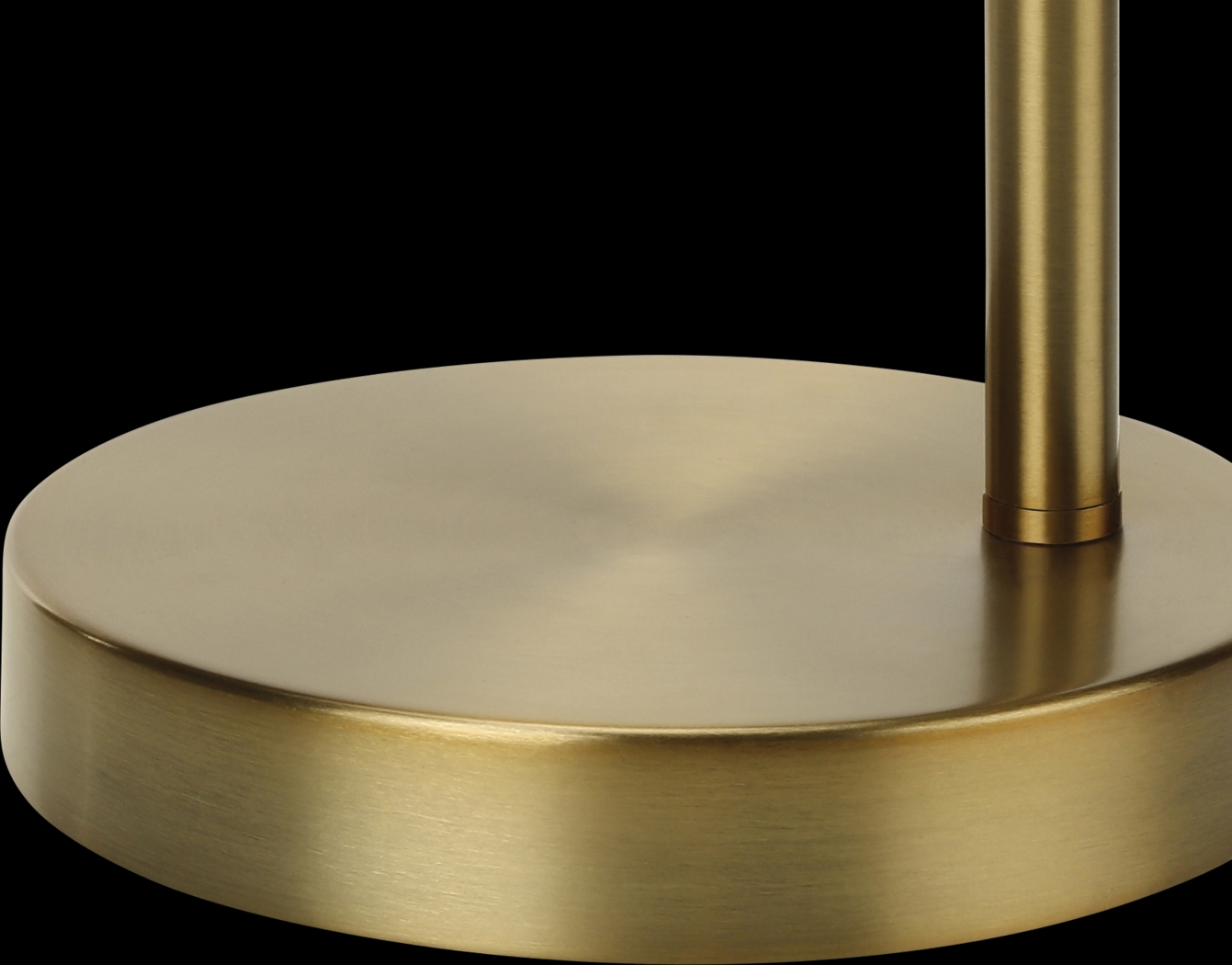 Junction Moor Gold Lamp - Thumbnail - Image 5