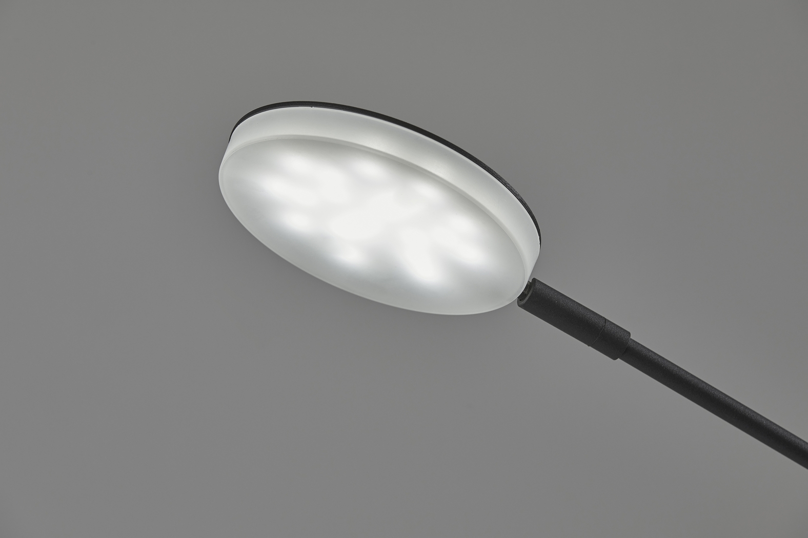 Jupiter View Black Floor Lamp - Thumbnail - Image 5