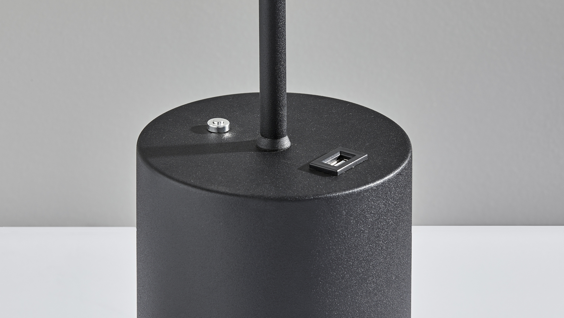 Jupiter View Black Lamp - Thumbnail - Image 6