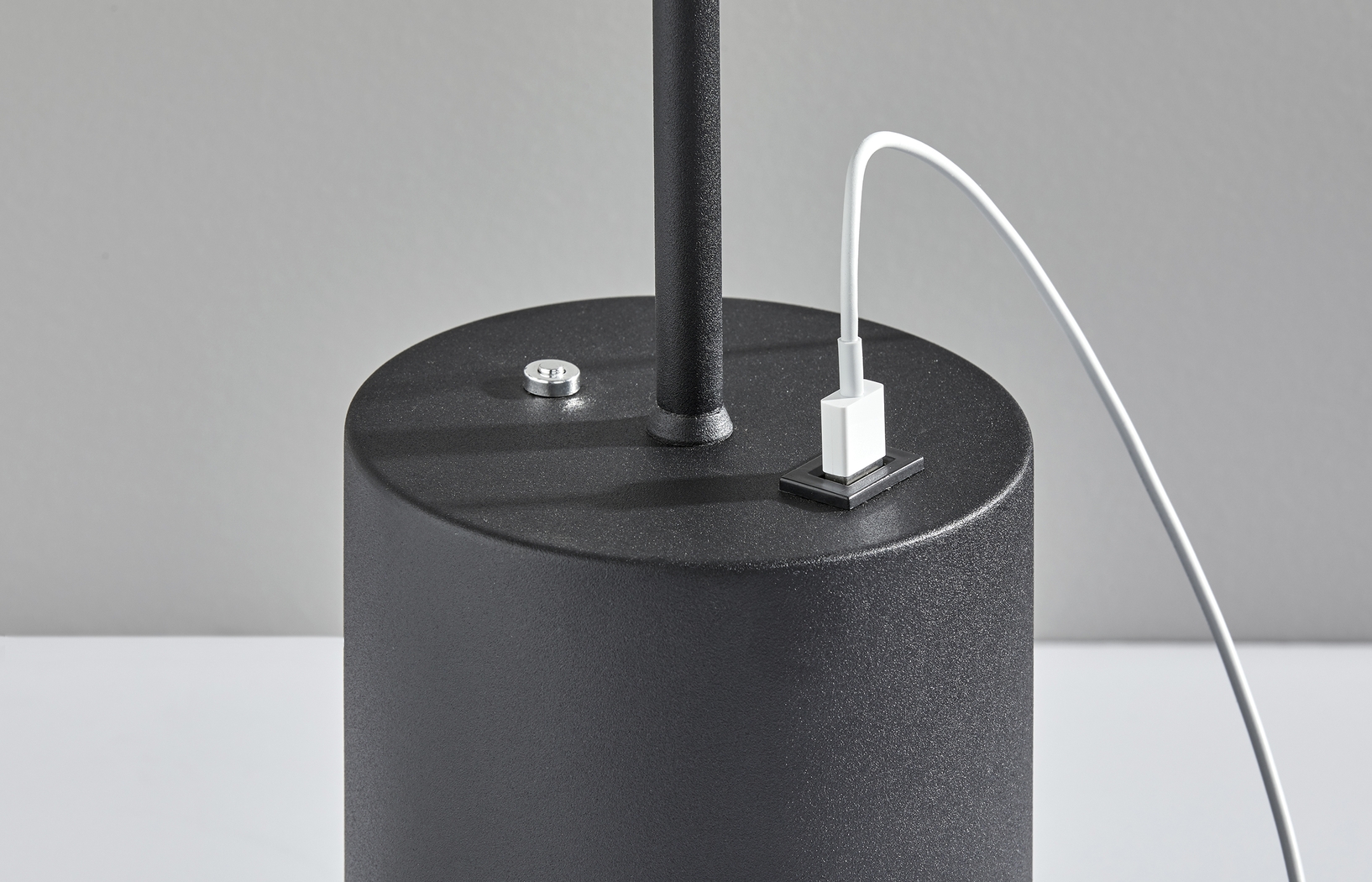 Jupiter View Black Lamp - Thumbnail - Image 7