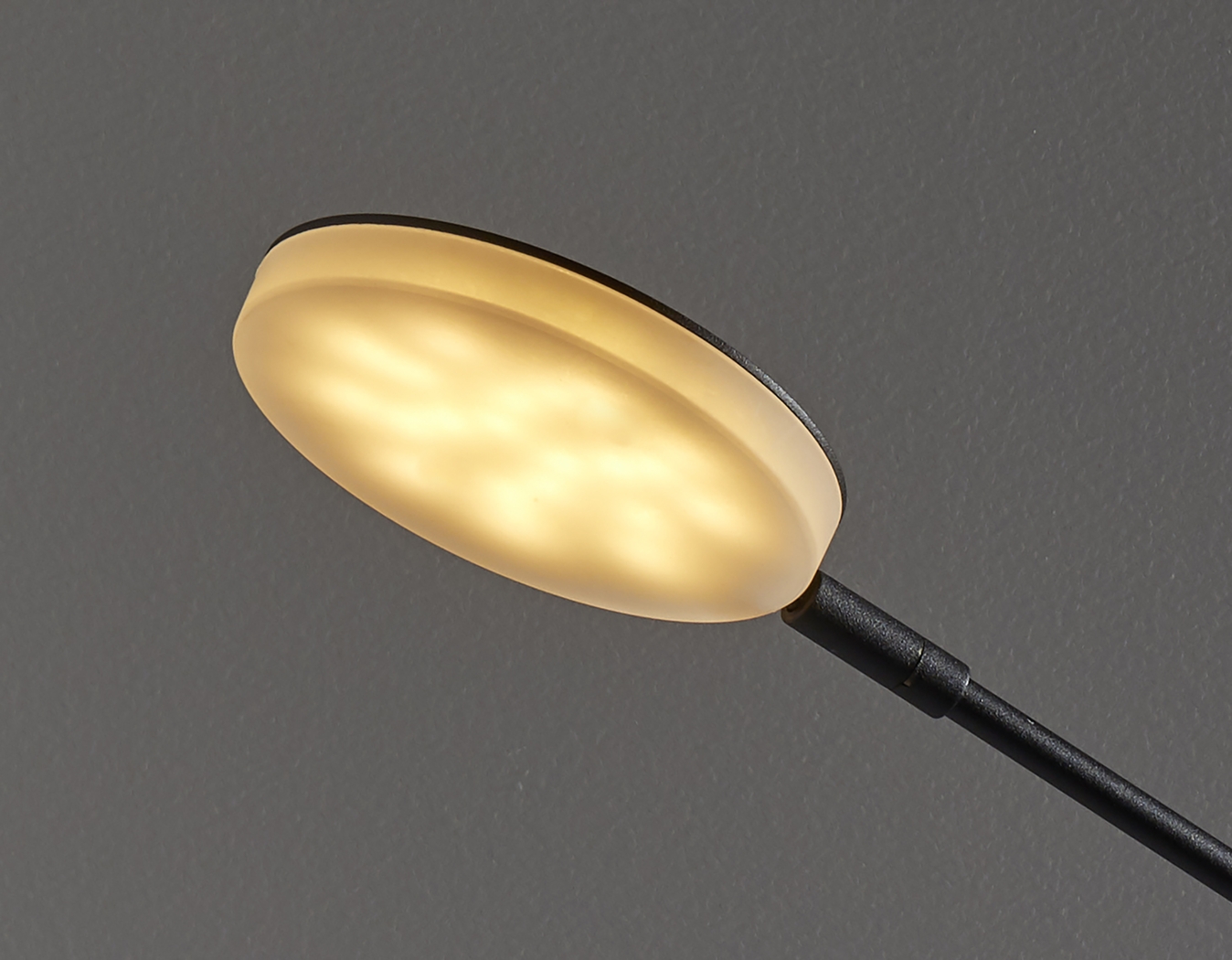 Jupiter View Black Lamp - Thumbnail - Image 11