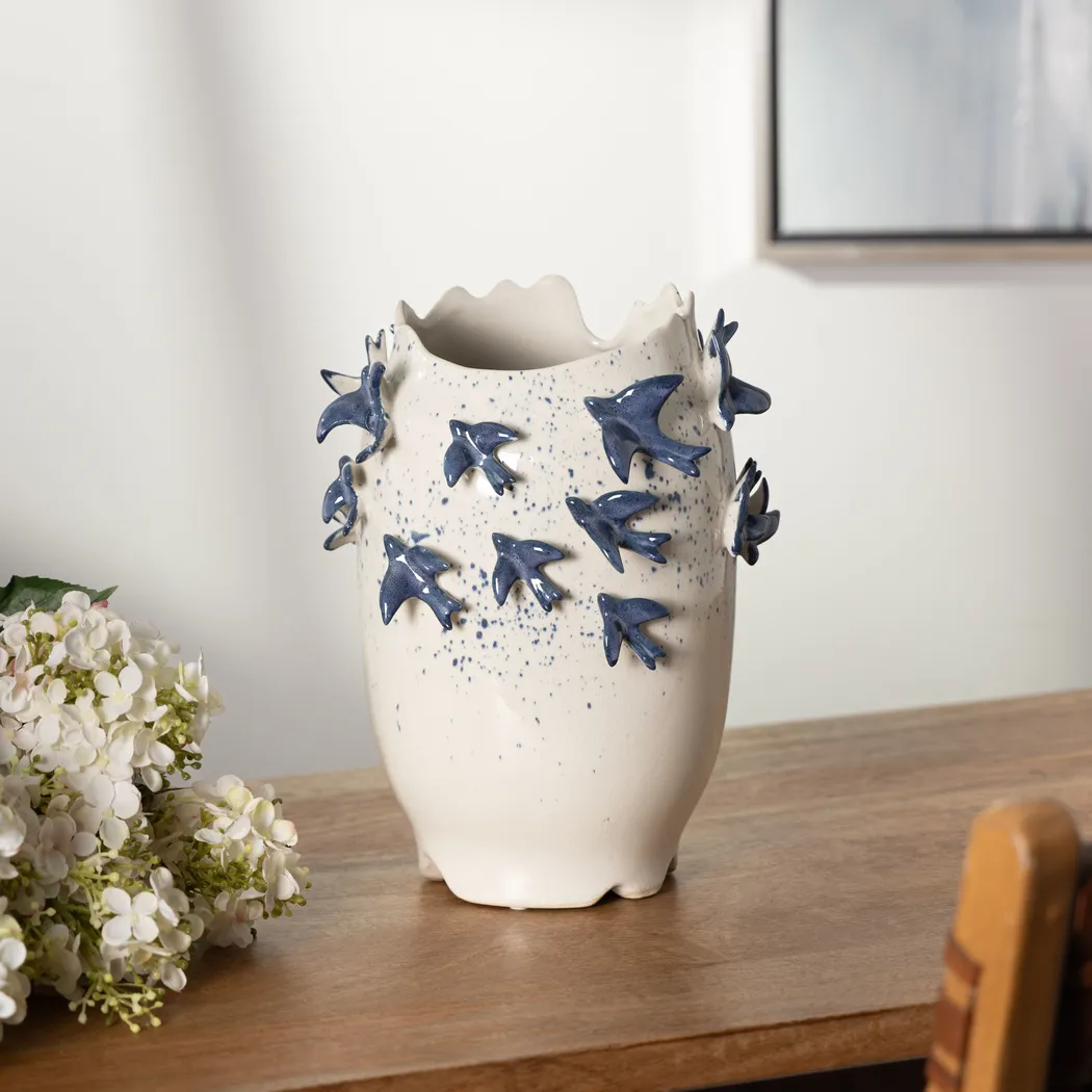 Kaila White Vase - Thumbnail - Image 2