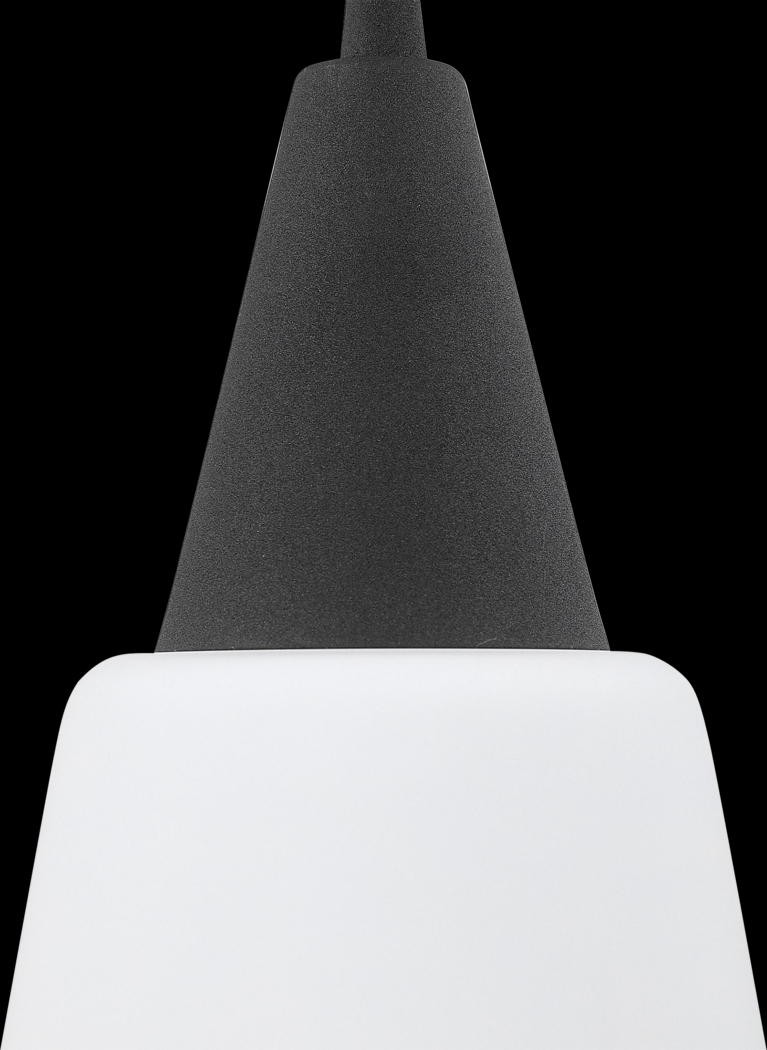 Kamara Circle Black Pendant - Thumbnail - Image 6