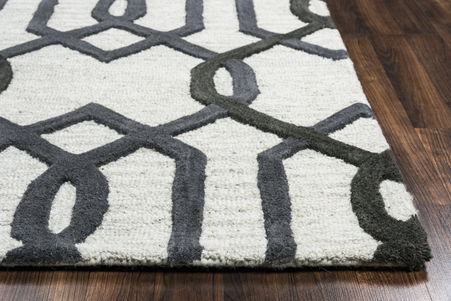 Kandra Gray 5' x 8' Rug - Thumbnail - Image 2