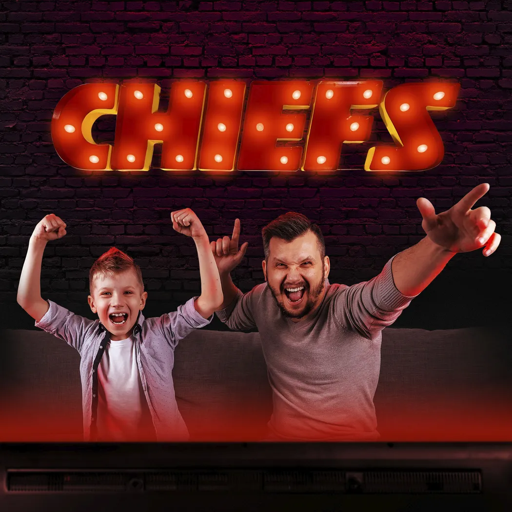 Kansas City Cheifs Red Metal Wall Decor - Thumbnail - Image 5