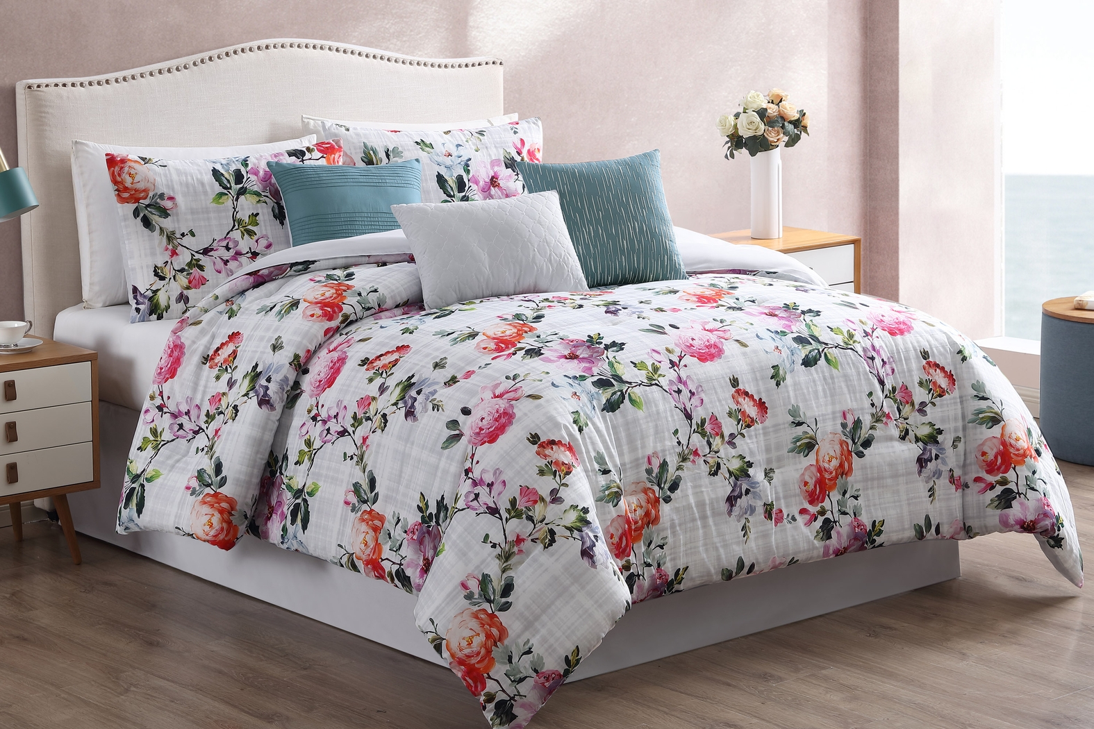 Kaphan Gray 7 Pc Queen Comforter Set - Thumbnail - Image 1