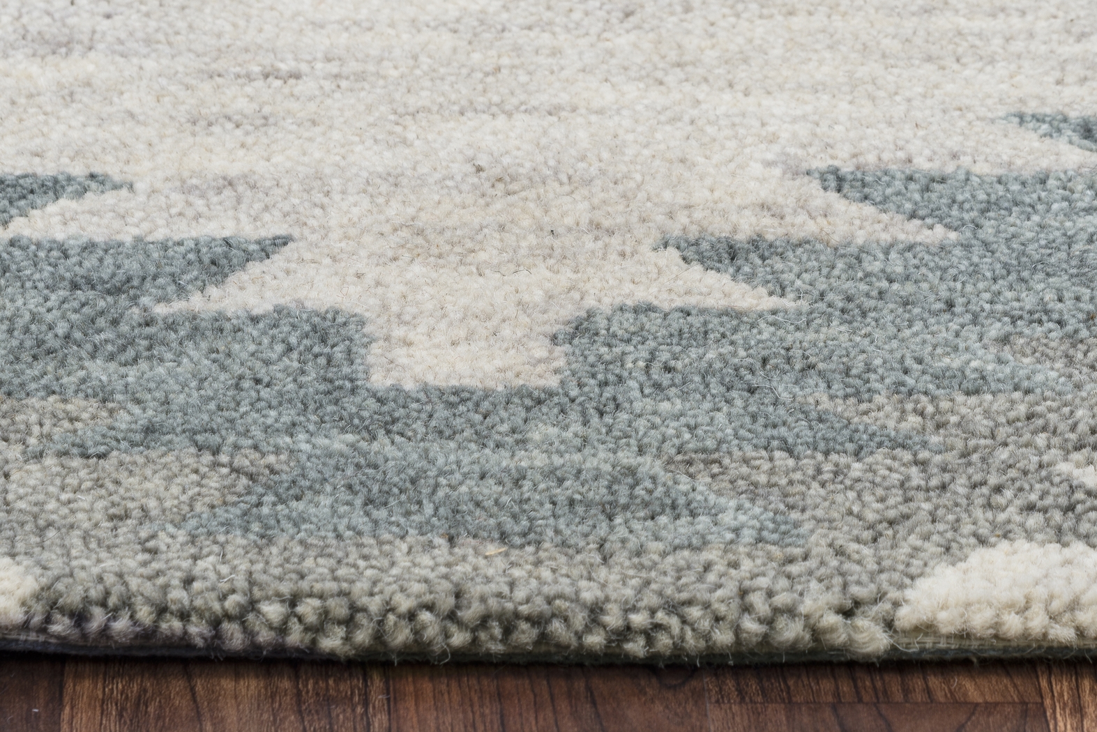 Katell Ivory 5' x 8' Rug - Thumbnail - Image 3