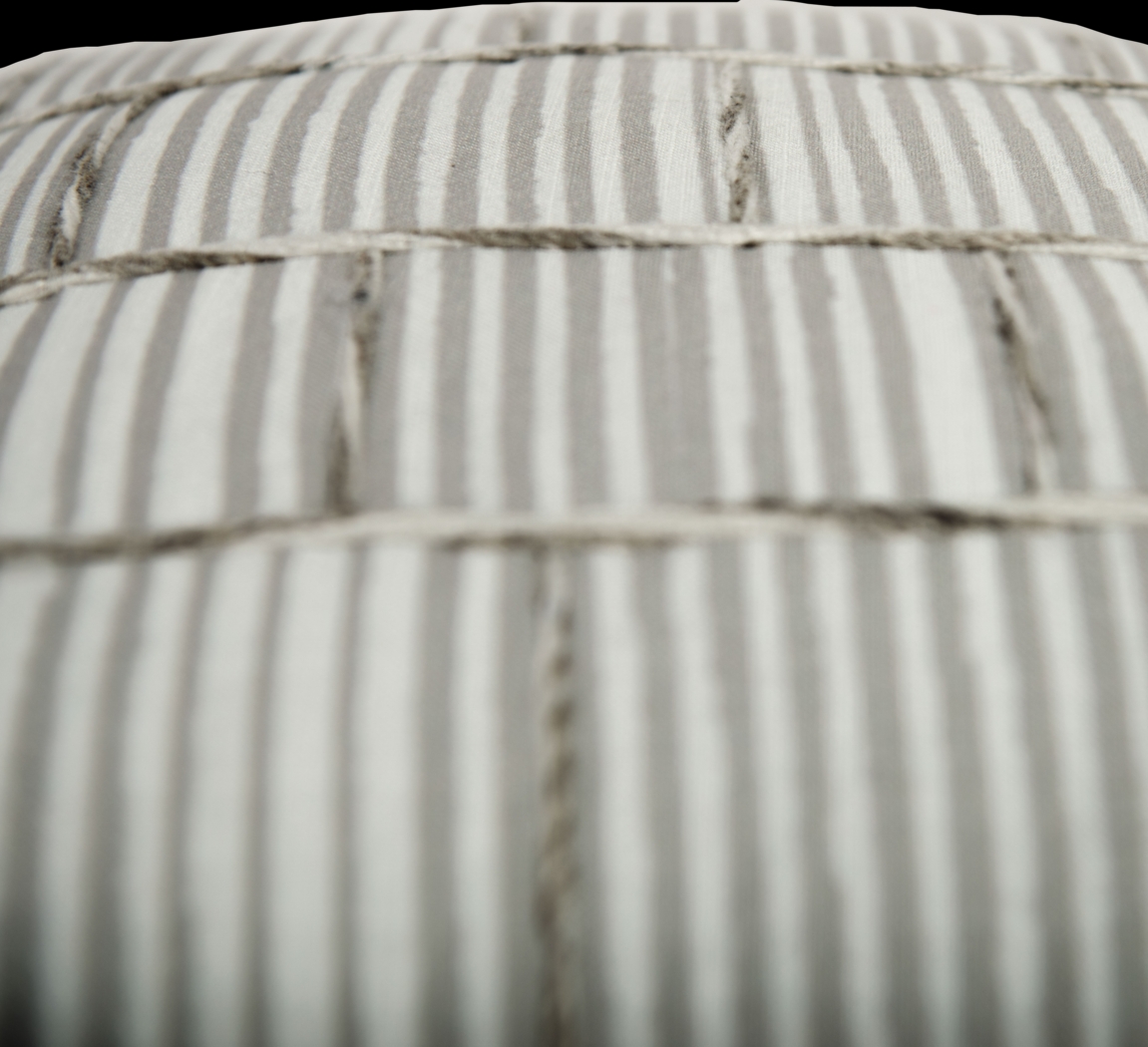 Katrin Gray Indoor/Outdoor Accent Pillow - Thumbnail - Image 5