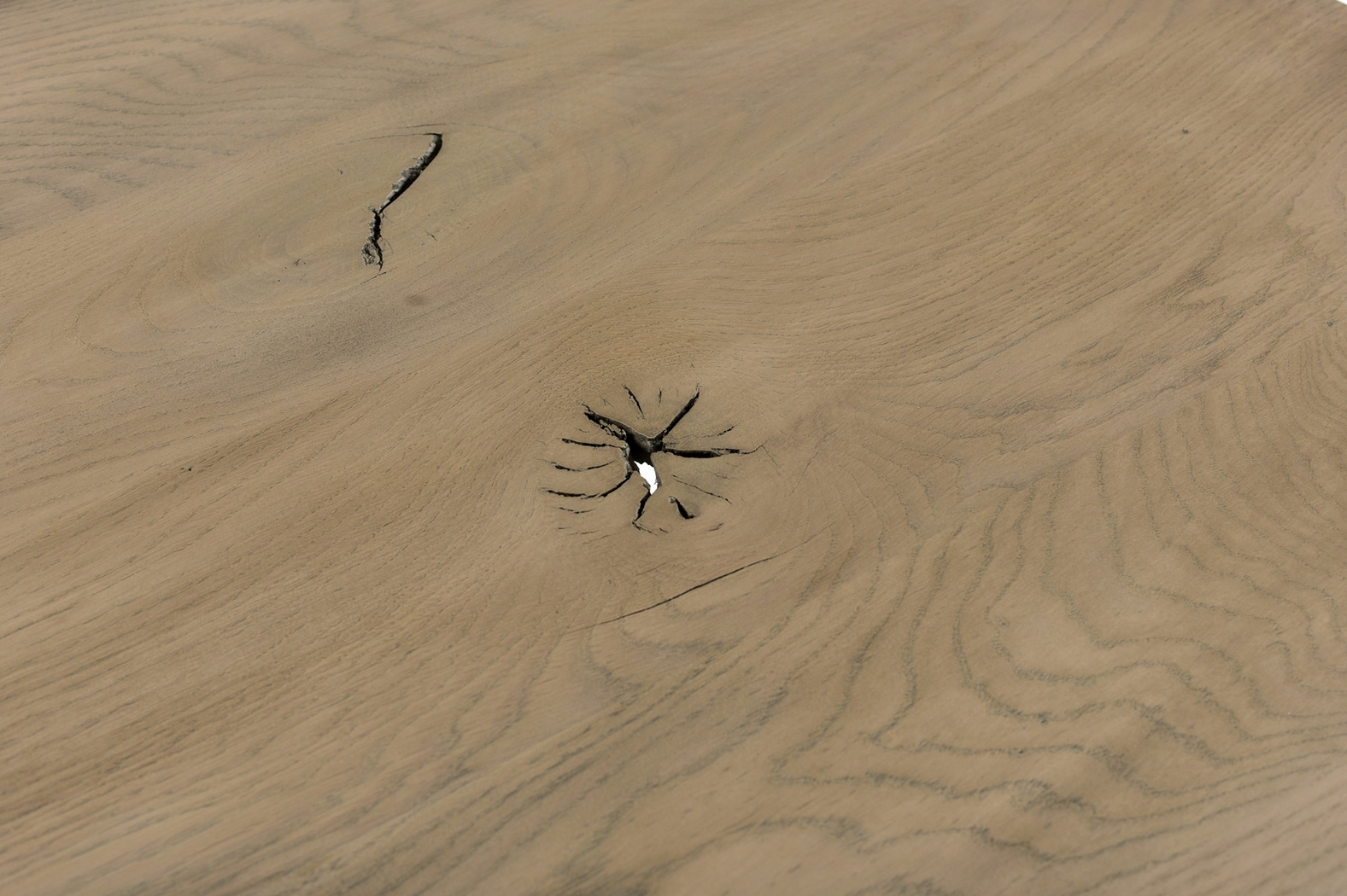 Kedron Gray Cocktail Table - Thumbnail - Image 5