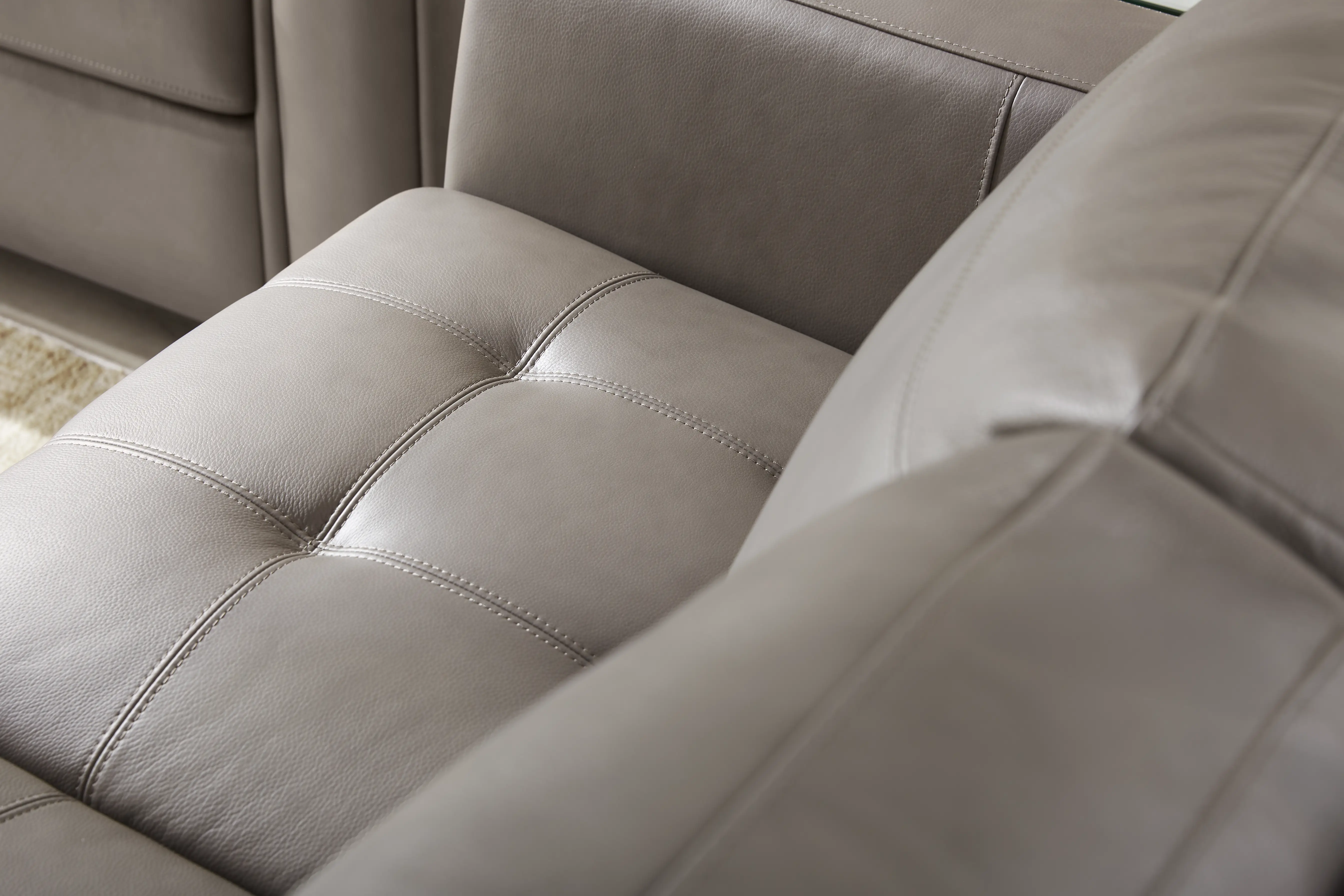 Kelly Gray Leather Sofa - Thumbnail - Image 5
