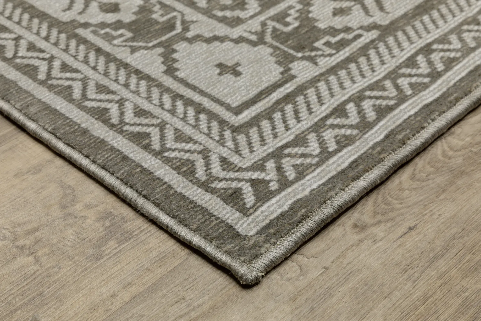 Kemat Gray 6'7 x 9'6 Rug - Thumbnail - Image 2