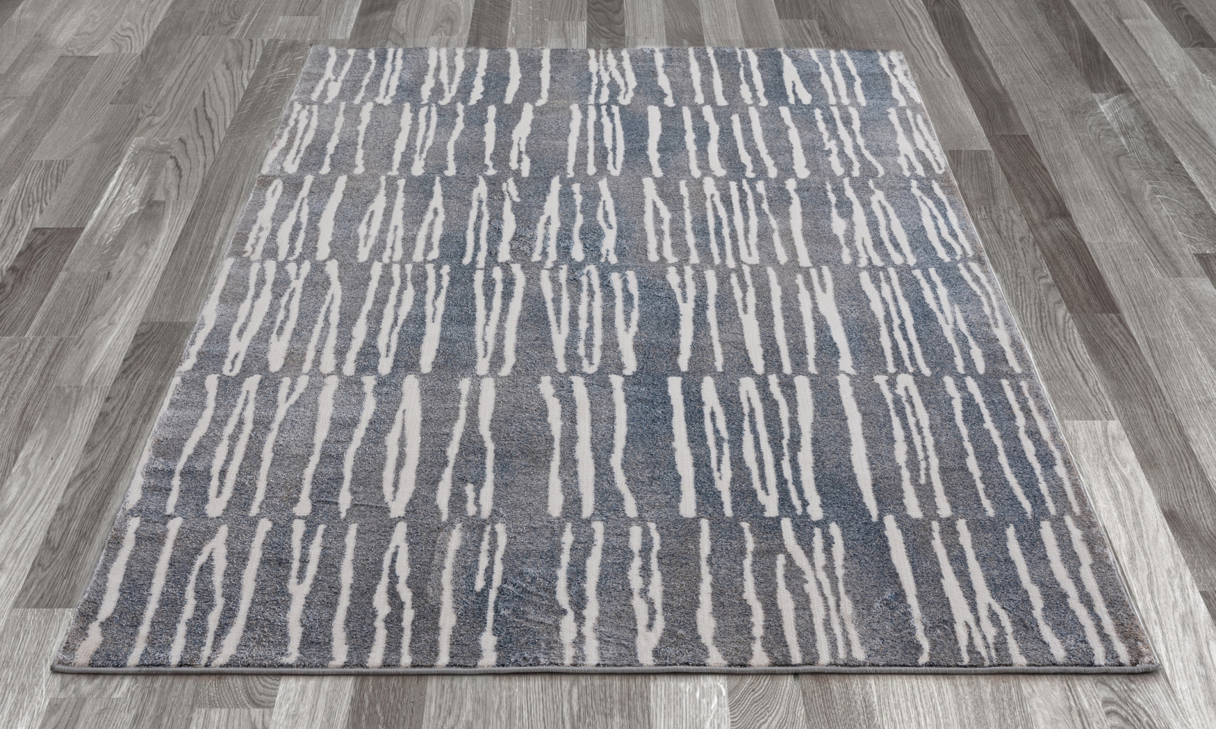 Kendree Blue 5' x 7' Rug - Thumbnail - Image 2