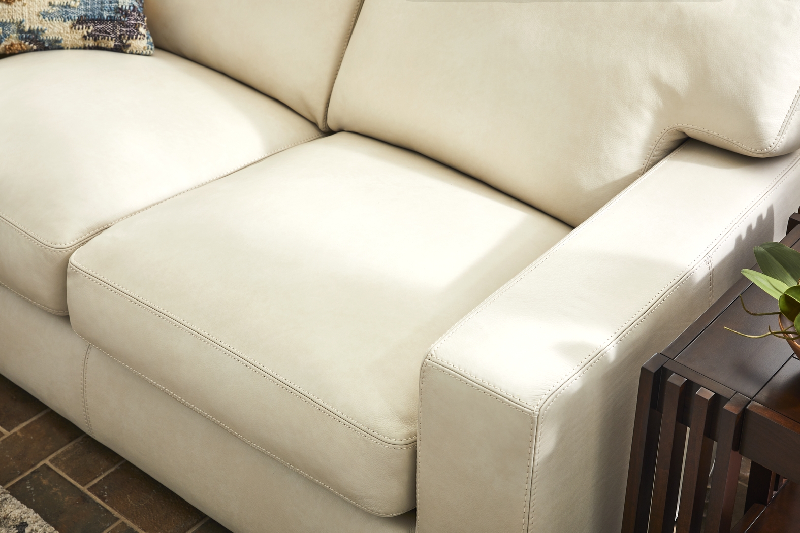 Kensington Oyster Leather Sleeper Sofa - Thumbnail - Image 4
